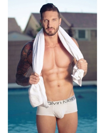 Фаллос Quinton James Signature